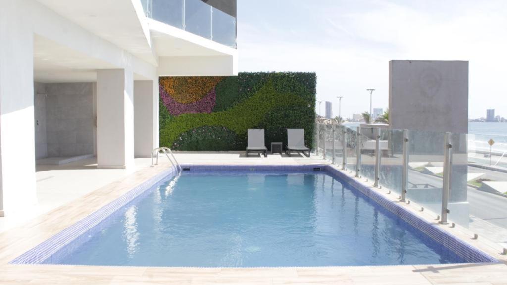 Departamento En Malecon Portico Beach Mazatlan Exterior photo
